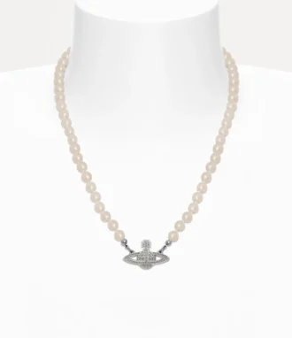 Man. Mini Bas Relief Pearl Necklace